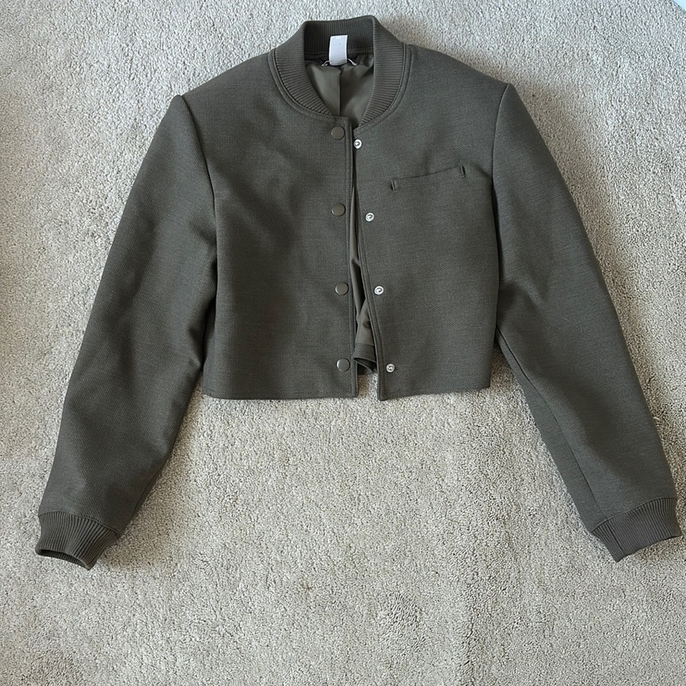 NWOT! H&M cropped jacket
